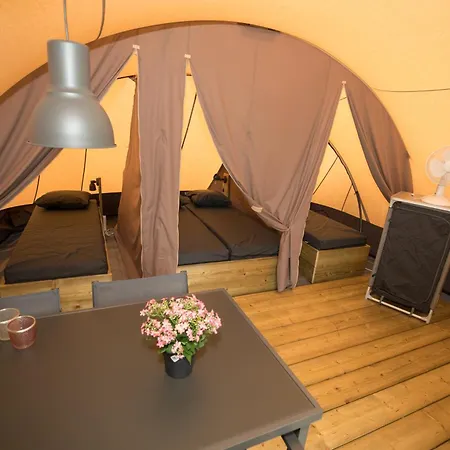 Glamping At The Water, Close To Amsterdam * アールスメール